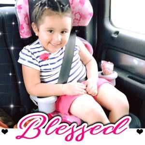 Meet your Posher, Myriam